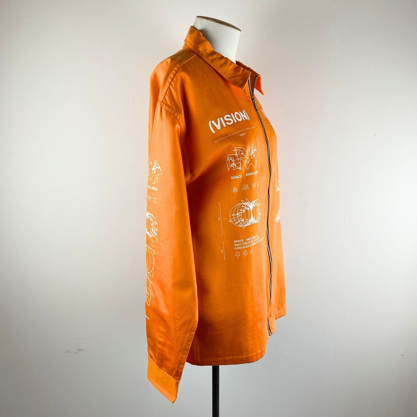 SPACE AVAILABLE Jacket - L