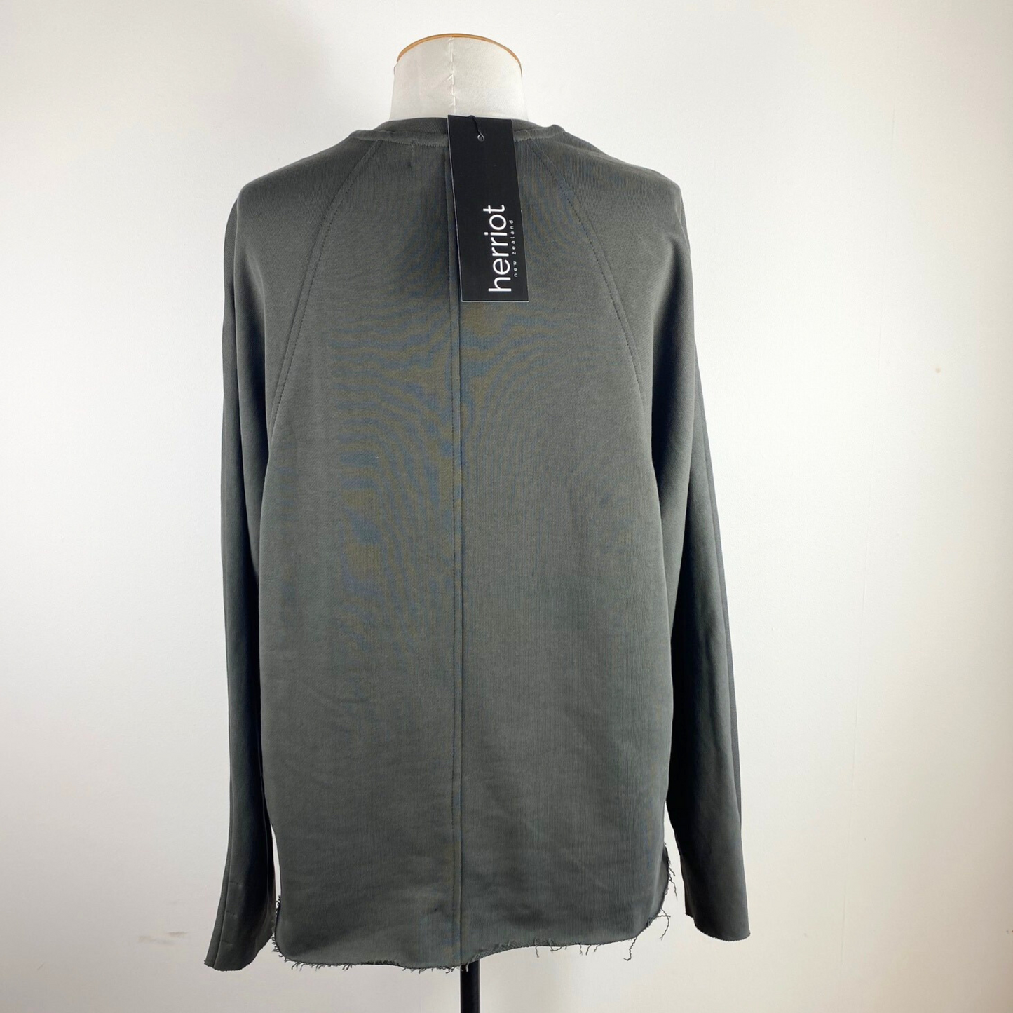 HERRIOT Raglan Sweatshirt