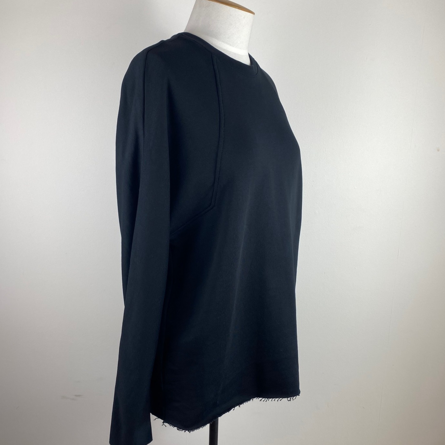 HERRIOT Raglan Sweatshirt