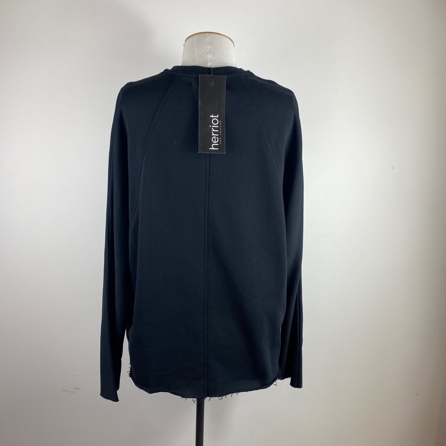 HERRIOT Raglan Sweatshirt