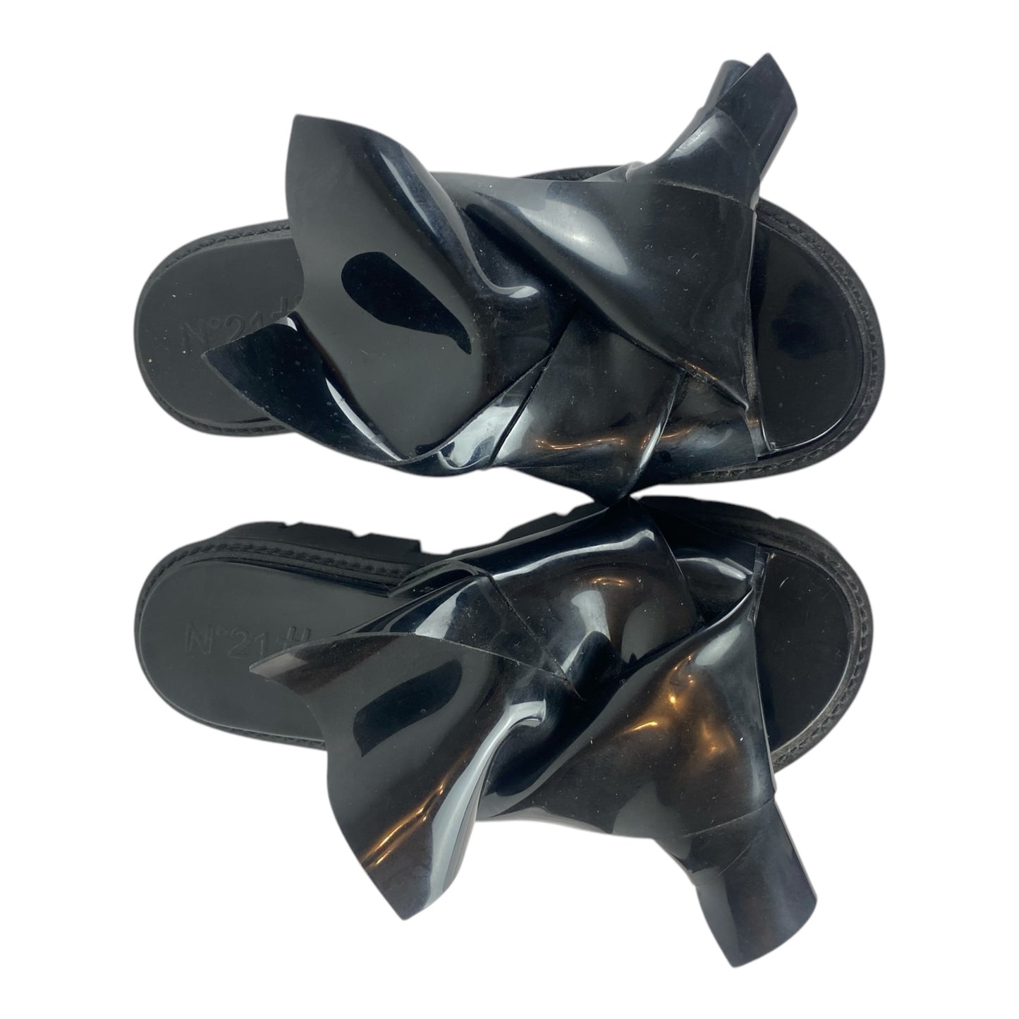 NO*21 KARTELL Slides - 39
